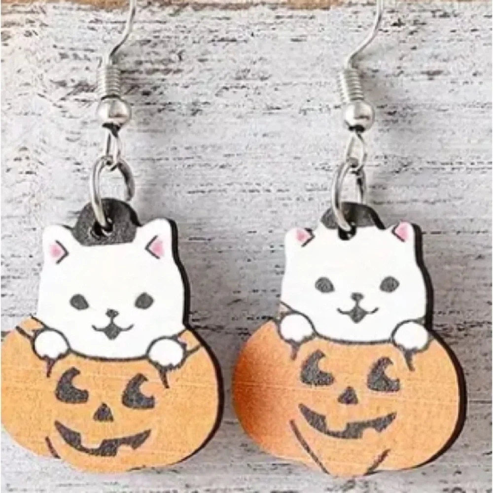 Kitten in Jack O’Lantern Dangle Earrings